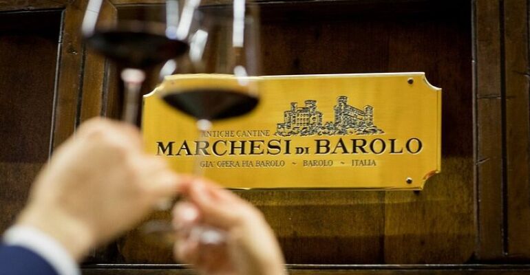 Milan Exclusive Wine Tasting and Vineyard Tour