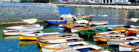 Naples historic center private tour with pizza lunch