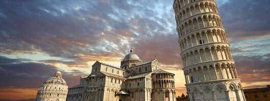 Private car trip to Lucca and Pisa from Florence (8 h)