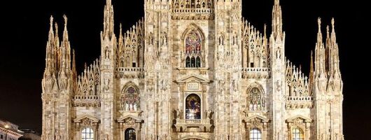 Illuminated Milan Tour of Must-See Sites for Kids & Families with Gelato & Pizza