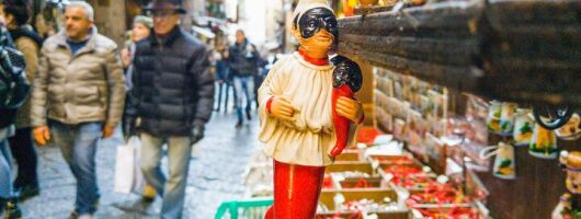 Naples Historic Center: Traditions & Folklore Small Group Tour