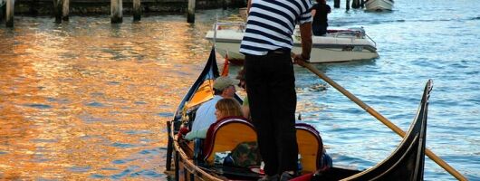 Venice Private Gondola Experience: Journey Through the Canals