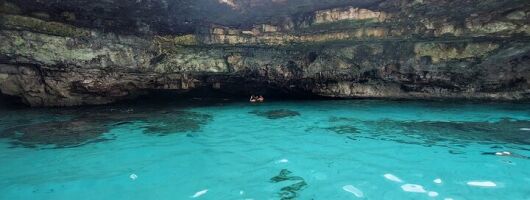 Adventure to the caves by canoe 