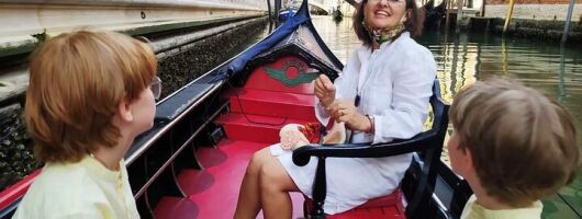 Gondola ride or motor boat tour in Venice