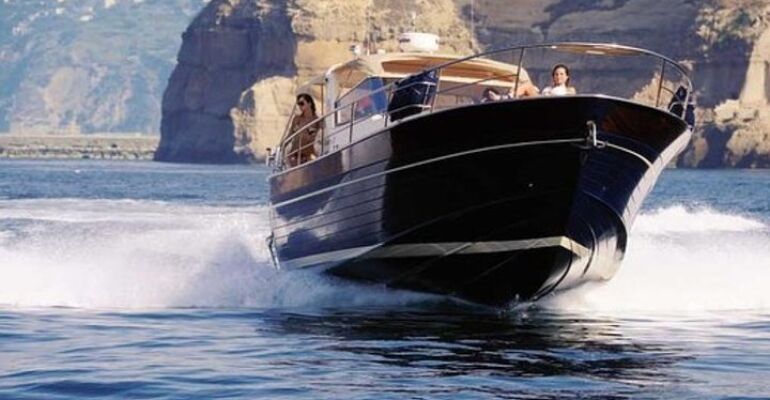 Capri Coastal Boat Tour with Private Skipper