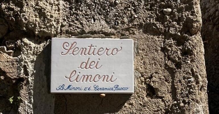 Maiori Hidden Alleys and Lemon Path Tour