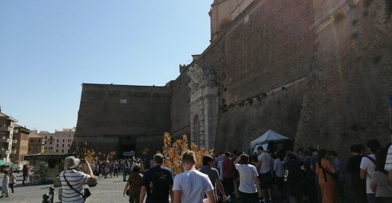 Vatican City VIP Private Guided Tour