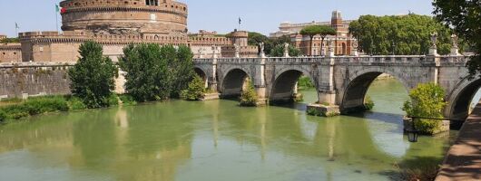Castle Sant'Angelo Hadrian's Tomb Private Guided Tour with Maria