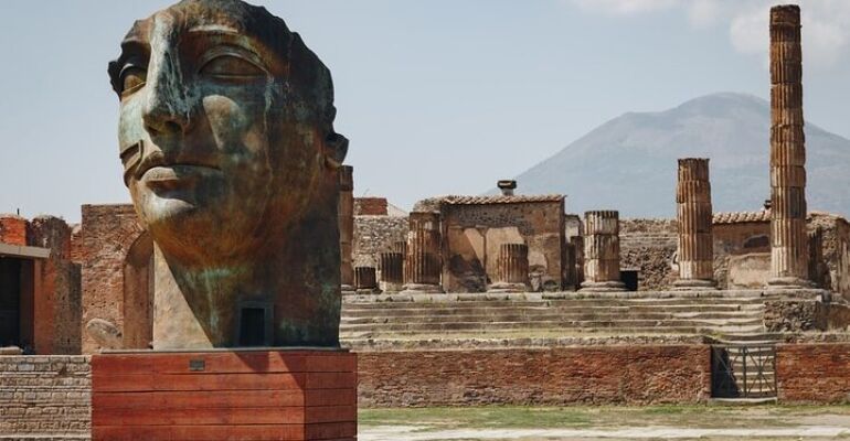 Pompeii Sunset Archaeological Tour and Experience