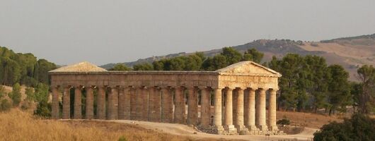 Private tour in Western Sicily. Segesta, Erice and Saline di Nubia