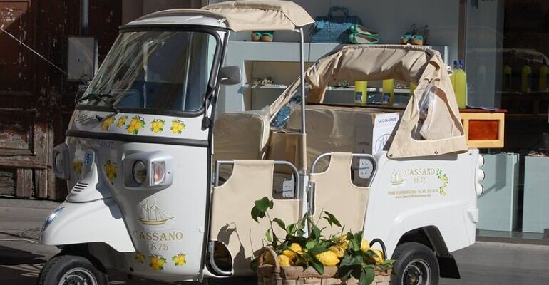 Marina Di Cassano Limoncello Tasting Tour