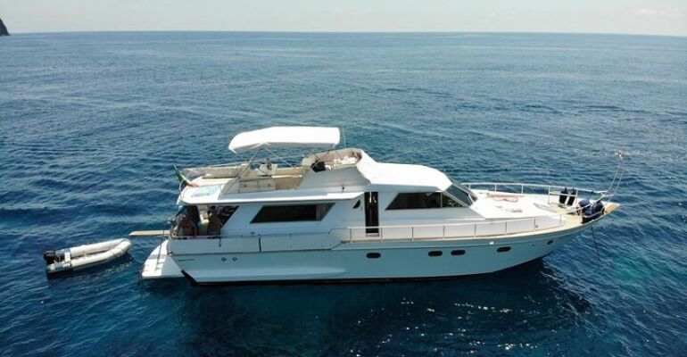 Amalfi Coast Mini Yacht Cruise Adventure