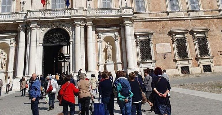 Modena Guided Walking Tour of Historic Sites