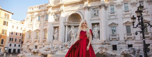 Private 1.5Hrs Photoshoot at Trevi fountain , Spanish Steps.