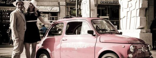 2 hour Vintage Fiat 500 Central City Tour in Milan