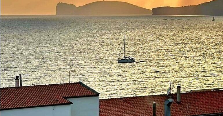 Alghero Sunset Sailing and Audio Experience