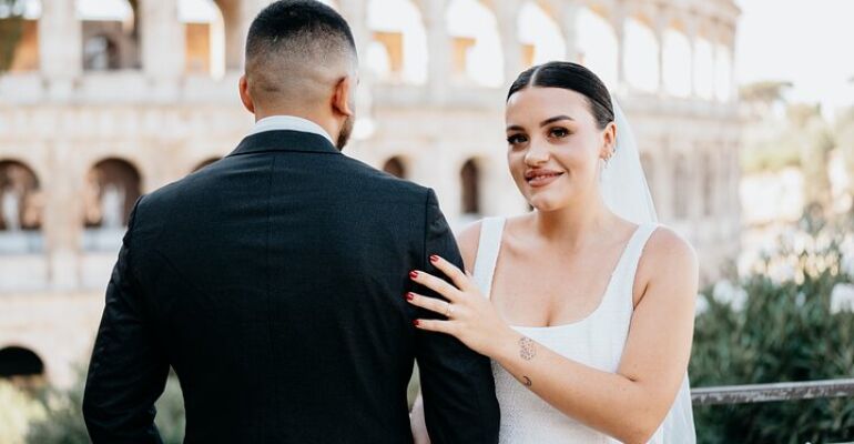Rome Professional Photoshoot and Local Experience