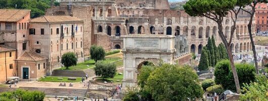 Colosseum-Roman Forum and Palatine Hills Guided Tour 
