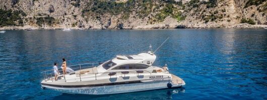 Positano and Amalfi Coast Private Tour with Yacht