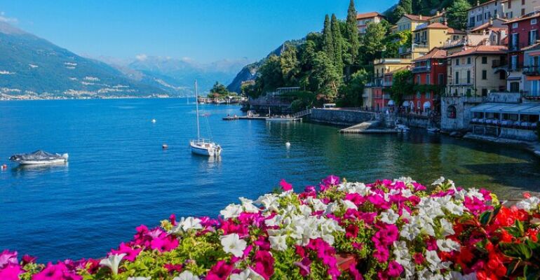 Como Luxury Boat Tour with Prosecco