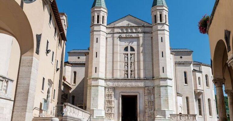 Rome Sacred Places of Umbria Tour