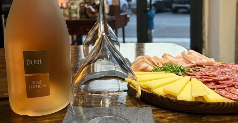 Como Wine Tasting and Culinary Experience