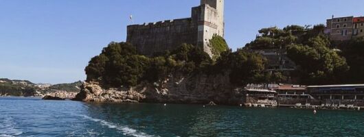 Boat Tour in the Magic Gulf of Poets