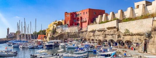 Catamaran Tour in Ventotene