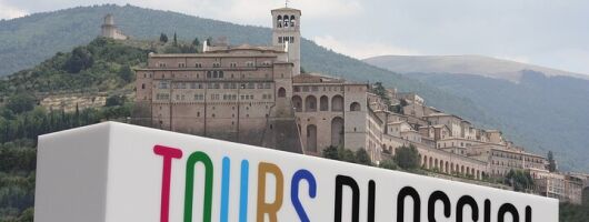 Assisi Tuk Tuk Grand Tour in Italian