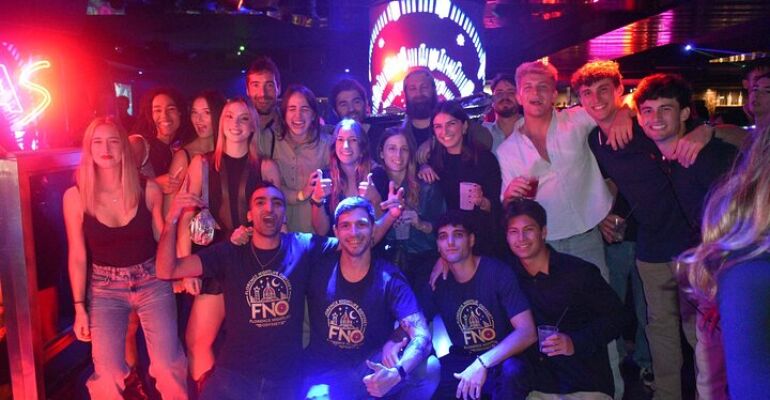 Florence Nightlife Pub Crawl and Dance