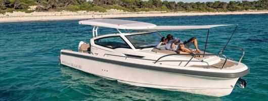 Shared Boat Tour in the Gulf of Poets 