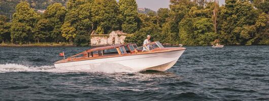 1 H to 4 H Private Bout Tour on Wodden Venetian taxi Boat 6 pax 