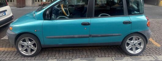 “Azzurro Napoli on the road: the coast in multiple”