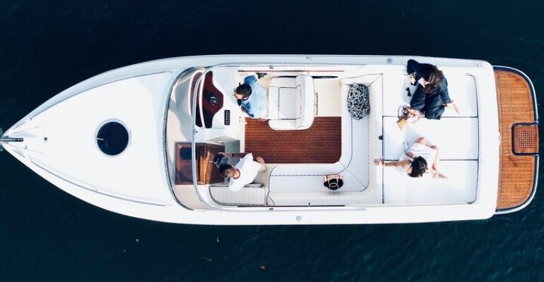 Como Luxury Boat Tour and Scenic Experience