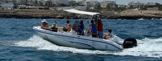 Boat Tour in Polignano a Mare