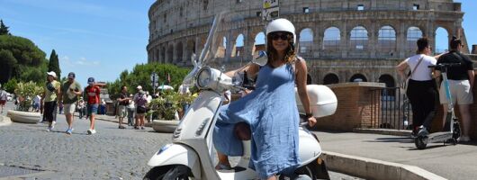 Vespa Tour with Photoshoot in Rome