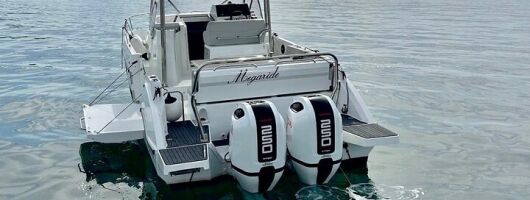 A day exploring Procida on board the Beneteau Flyer 9