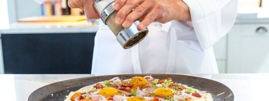 Pizza-Making Class With Wine & Dessert in Rome (3-Course Meal)
