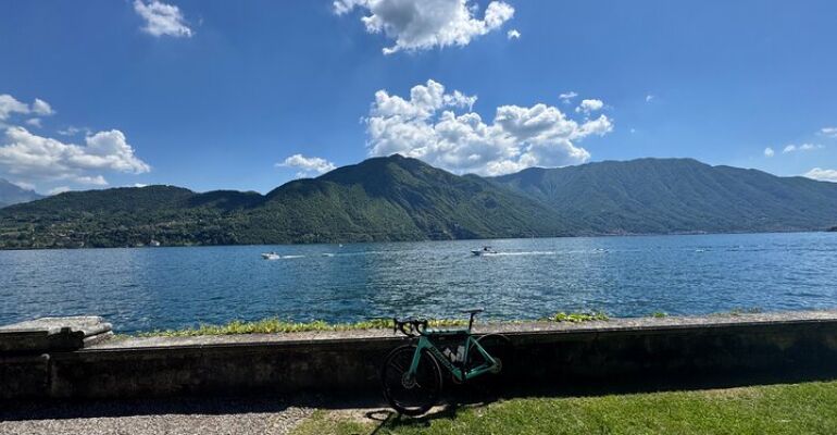 Lake Como Scenic Bicycle Tour Experience