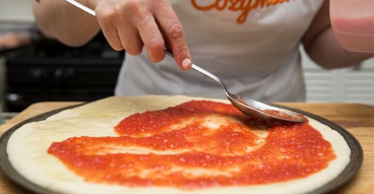 San Gimignano Vineyard Pizza Cooking Class