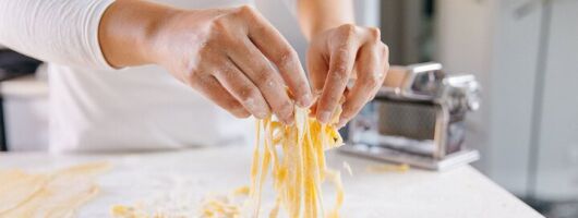 Make Fresh Pasta & Tiramisù in a Cozy Tuscan Home (3-Course Meal)