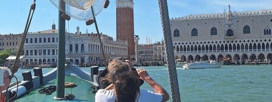Exclusive Venice Experience:Private Tour on Classic Bragozzo Boat