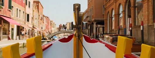Explore Murano Burano and Torcello in bragozzo island tour 