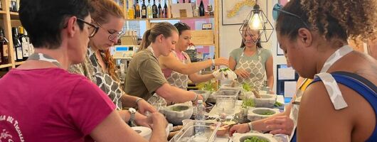Genoese Pesto Lesson with Mortar, Pasta Tasting and Local Wine