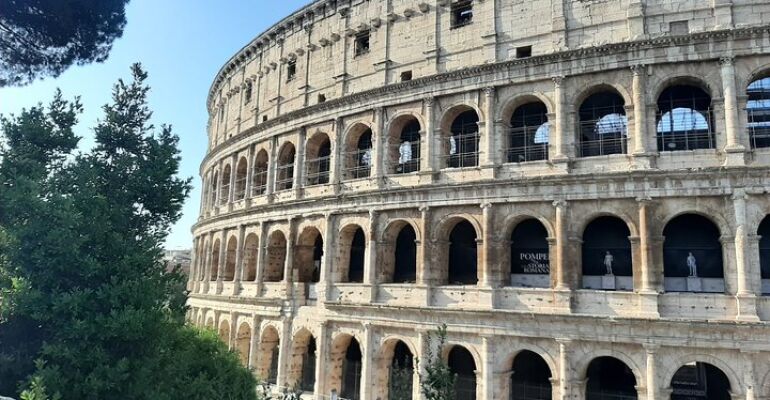 Rome Hidden Secrets Walking Tour Experience
