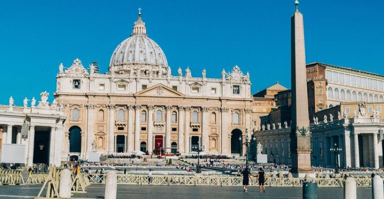 Vatican City St. Peter's Basilica Digital Tour
