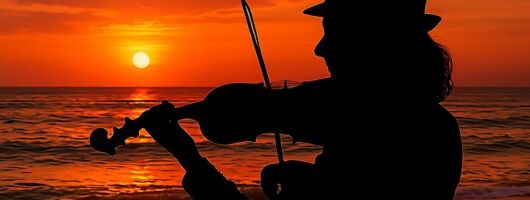 Devil’s Saddle Boat Tour – Serenade with Violinist & Aperiboat
