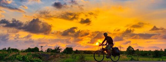 Lecce : E-Bike tour at sunset with typical aperitif