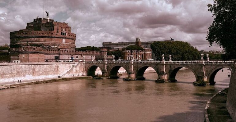 Rome Personalized Evening Golf Cart Tour