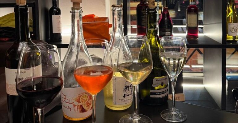 Palermo Independent Wine and Tapas Experience